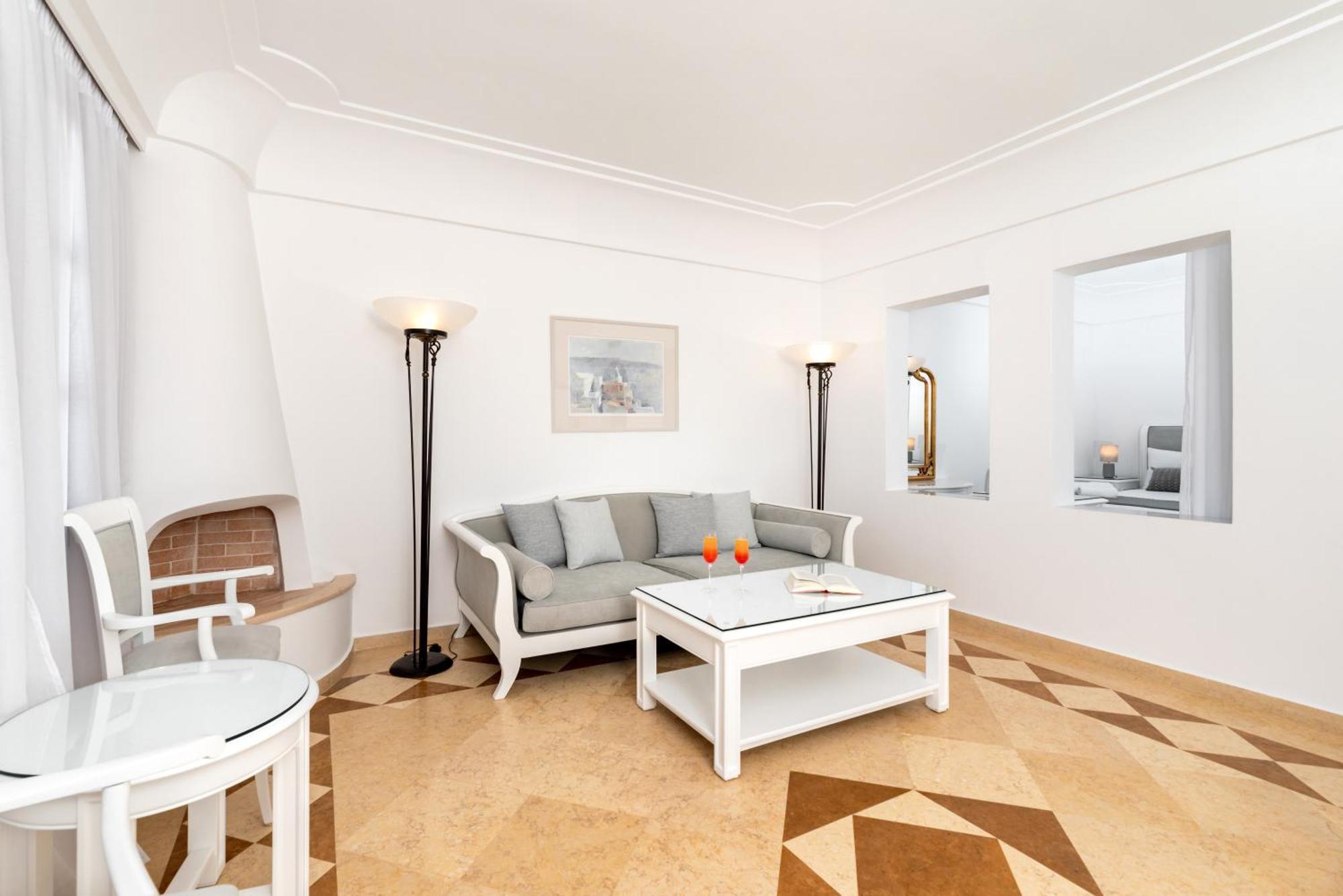 Maison Des Lys - Luxury Suites Akrotiri  Bagian luar foto